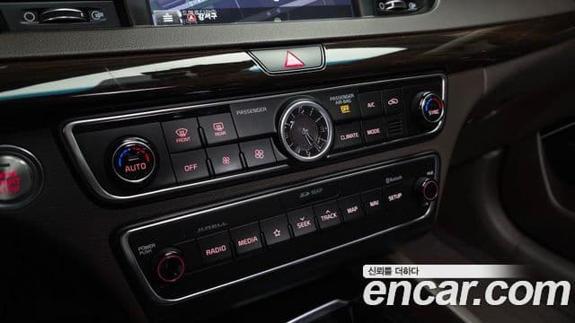 Kia All New K7 Noblesse, 2019 17