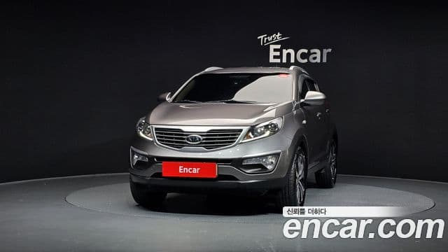 Kia Sportage R люксовая версия, 2012 3