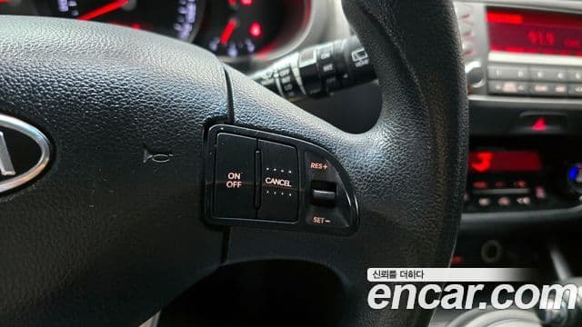 Kia Sportage R люксовая версия, 2012 18