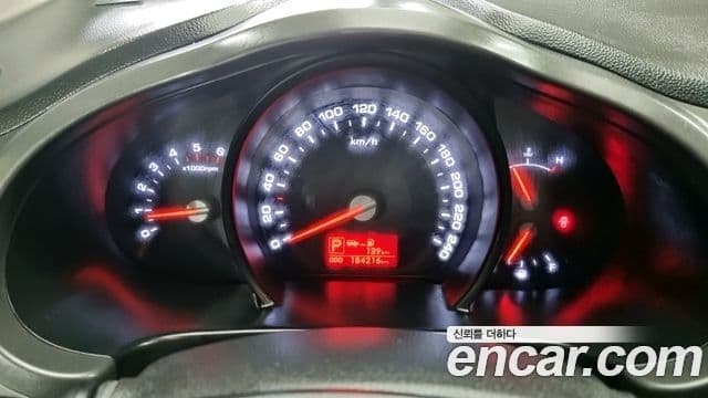 Kia Sportage R люксовая версия, 2012 8