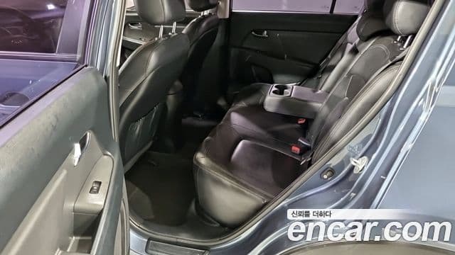 Kia Sportage R люксовая версия, 2012 16