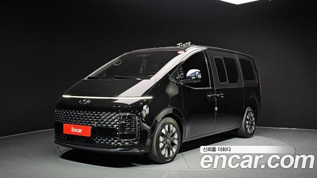 Hyundai Staria Inspiration, 2022 1