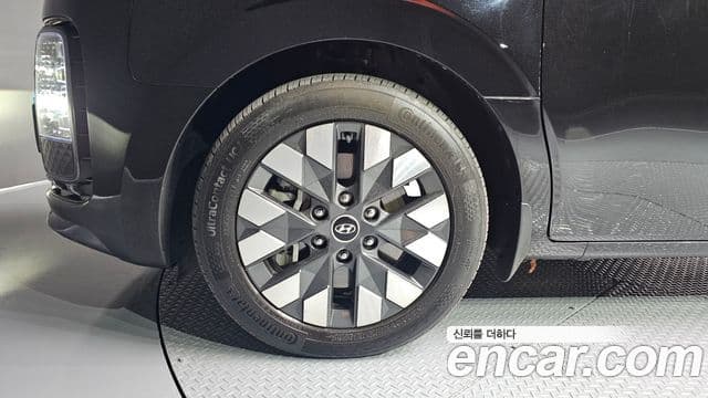 Hyundai Staria Inspiration, 2022 все фото