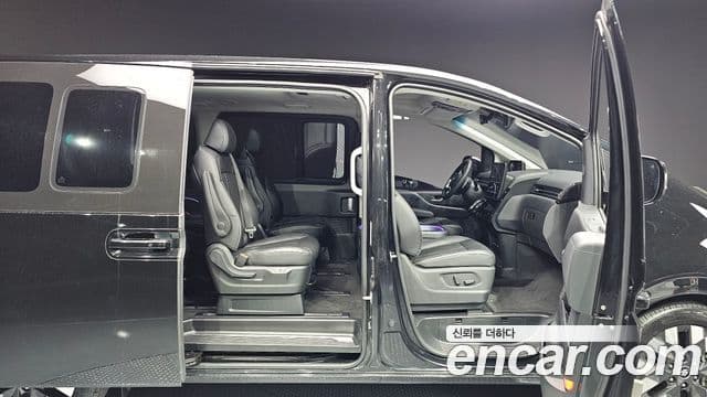 Hyundai Staria Inspiration, 2022 11