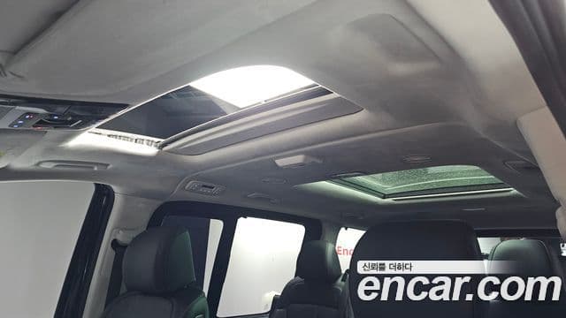 Hyundai Staria Inspiration, 2022 18