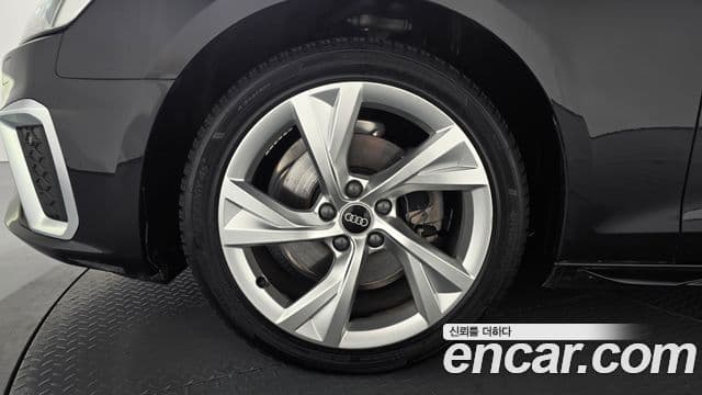 Audi A4 (B9) Premium, 2021 все фото