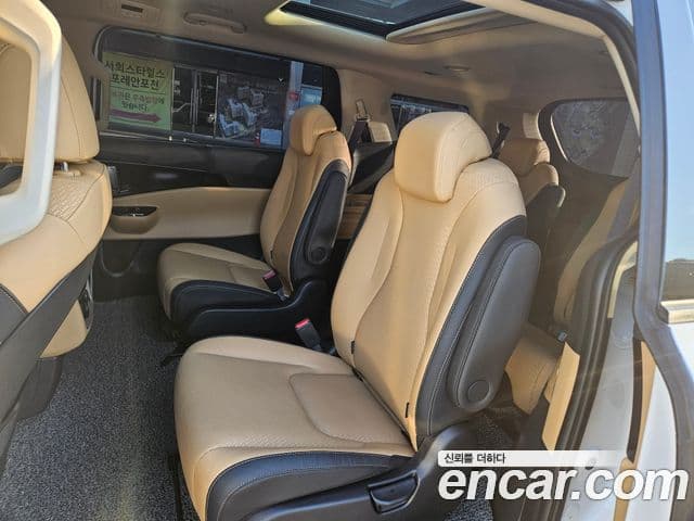 Kia Carnival 4세대 Signature, 2022 8