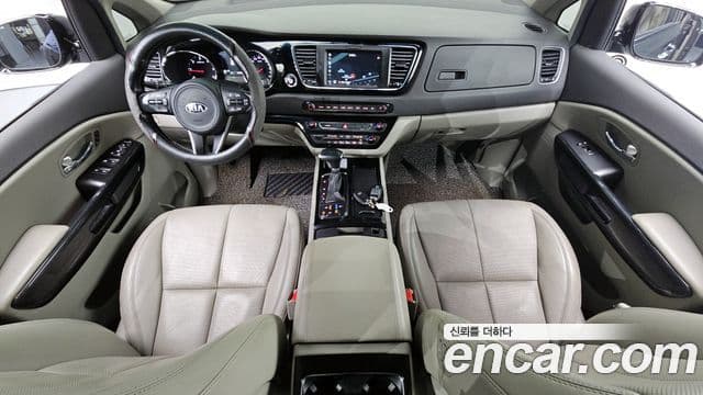 Kia All New Carnival Noblesse, 2017 7