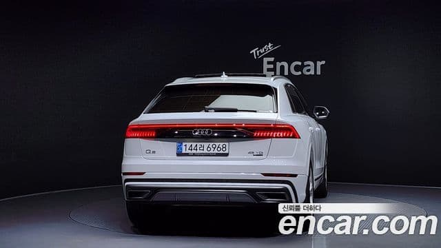 Audi Q8 (4M) Premium, 2023 4
