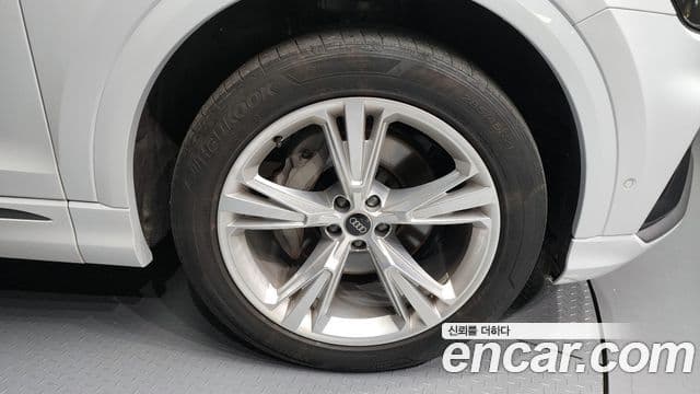 Audi Q8 (4M) Premium, 2023 все фото