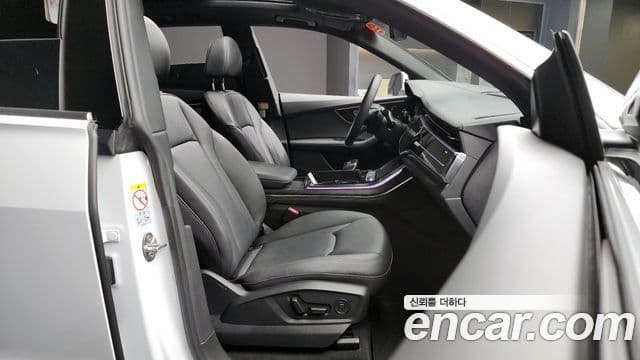 Audi Q8 (4M) Premium, 2023 10