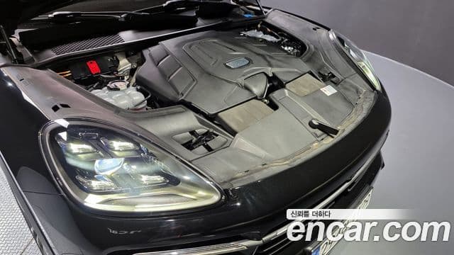 Porsche Cayenne (PO536) 3.0 Platinum Edition, 2023 6