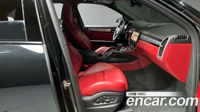 Porsche Cayenne (PO536) 3.0 Platinum Edition, 2023 11