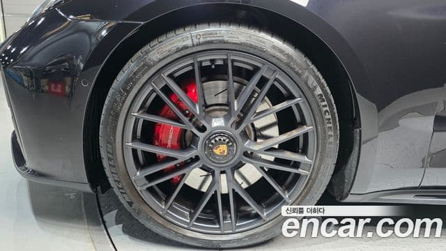 Porsche Panamera (976) 4.0 GTS, 2025 все фото