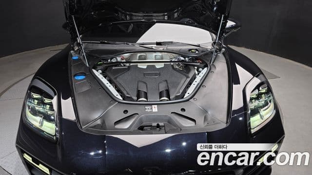 Porsche Panamera (976) 4.0 GTS, 2025 6