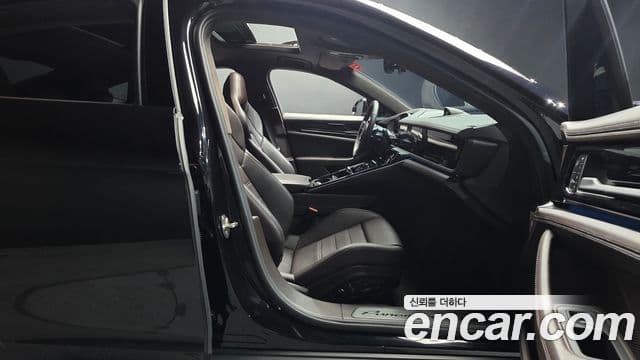 Porsche Panamera (976) 4.0 GTS, 2025 10