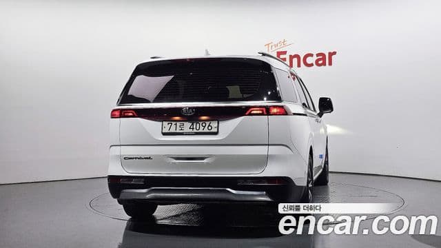 Kia Carnival 4세대 Signature, 2021 4