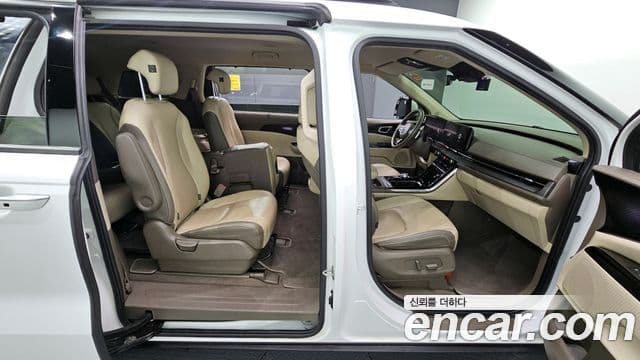 Kia Carnival 4세대 Signature, 2021 11