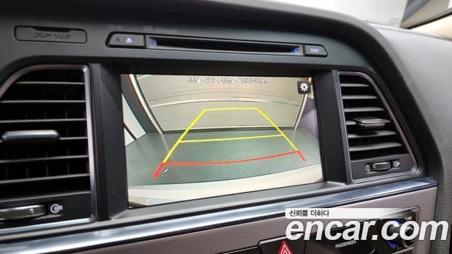 Hyundai LF Sonata Premium, 2015 16