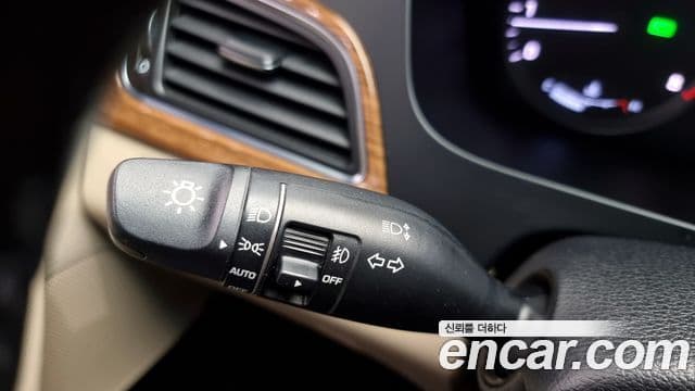 Hyundai LF Sonata Premium, 2015 18