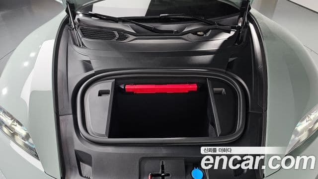 Porsche 타이칸 4S, 2025 6