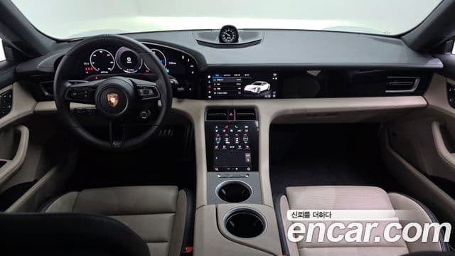 Porsche 타이칸 4S, 2025 7