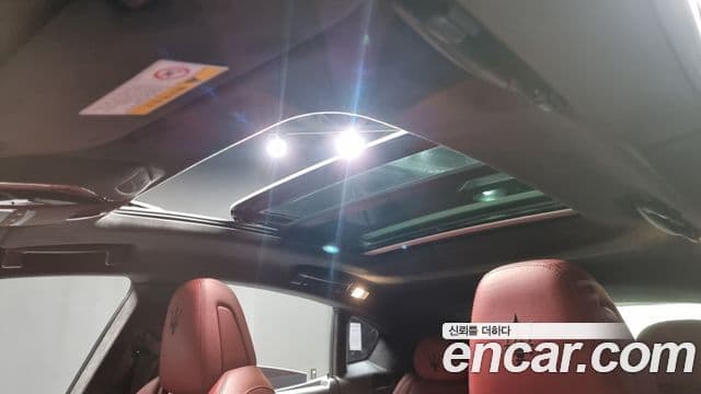 Maserati Levante 3.8 GTS AWD, 2019 19