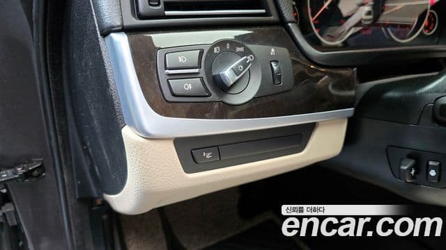 BMW 5시리즈 (F10), 2013 16