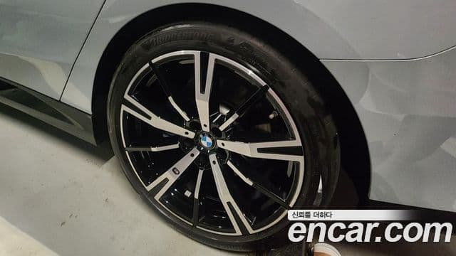 BMW 5시리즈 (G60) 530i xDrive M Sport, 2024 9
