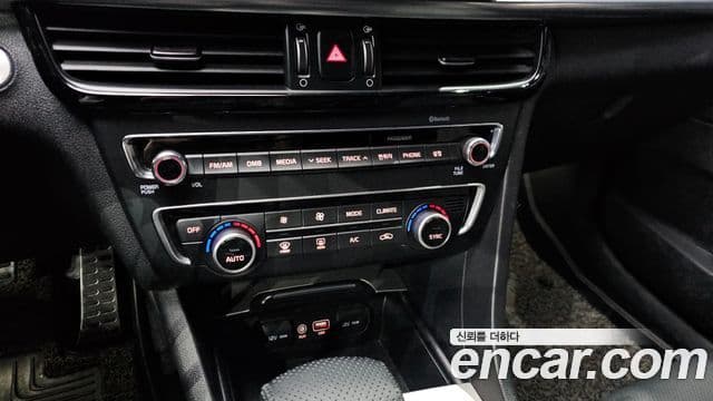 Kia K5 2세대 Prestige, 2017 18