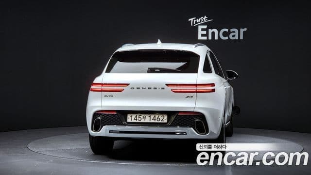 Genesis GV70, 2024 4