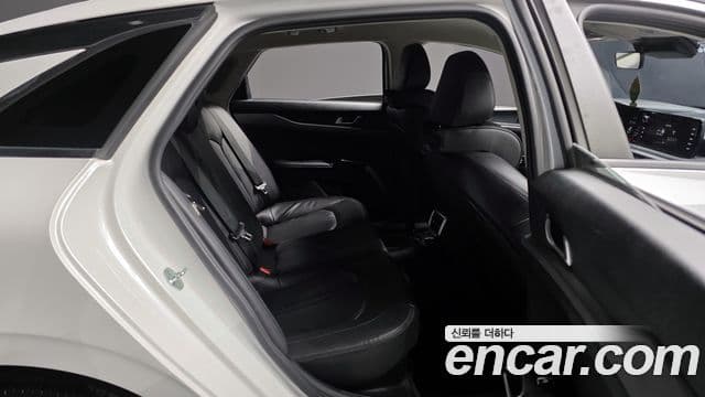 Kia K5 гибрид 3세대 Trendy, 2022 12