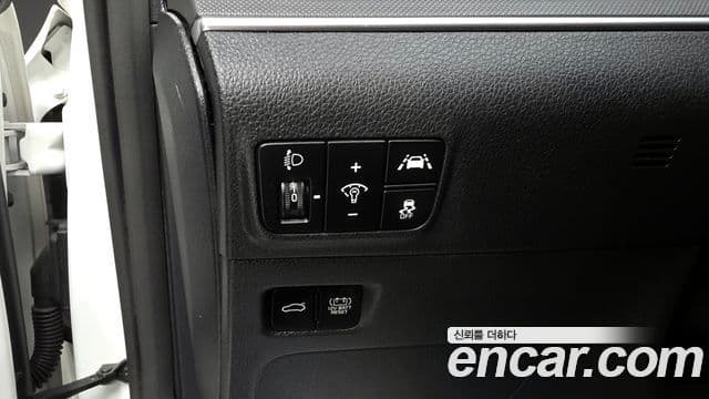 Kia K5 гибрид 3세대 Trendy, 2022 14