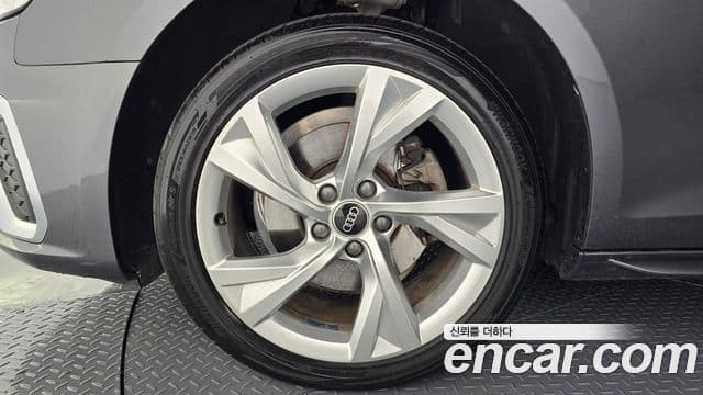 Audi A4 (B9) Premium, 2022 все фото