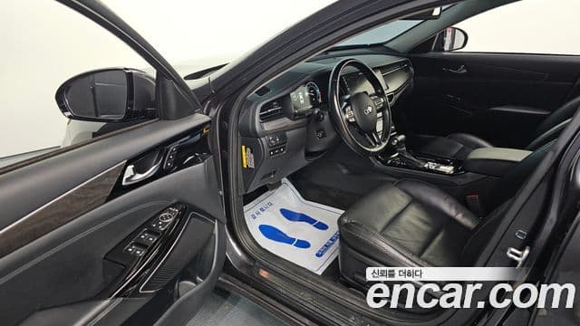 Kia K7 Premier 3.0 LPI Prestige(арендный автомобиль), 2020 10