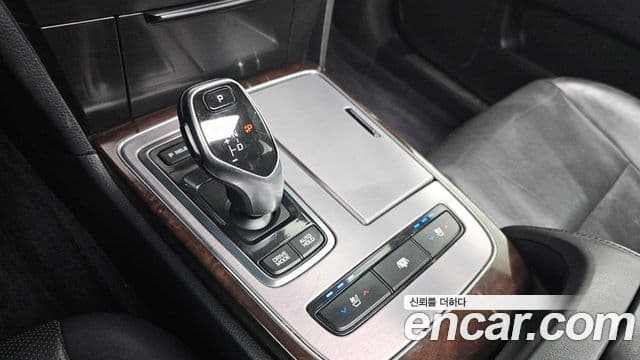 Hyundai Equus(новый кузов / новое поколение) Modern, 2015 9