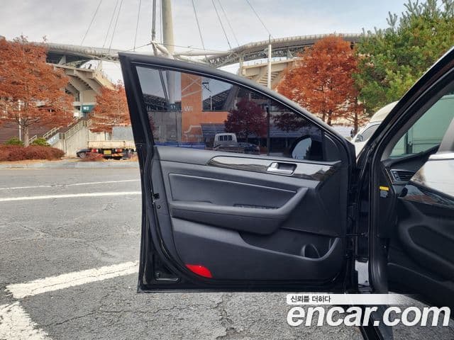 Hyundai LF Sonata 2.0 Smart, 2016 11