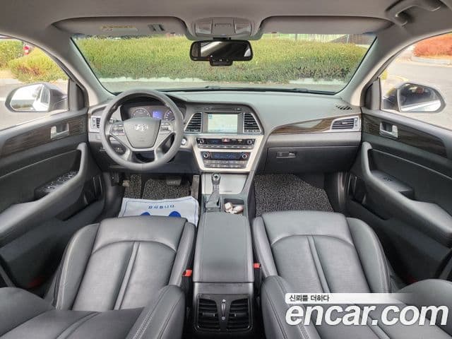 Hyundai LF Sonata 2.0 Smart, 2016 15