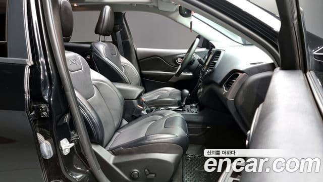 Jeep Cherokee(KL) 2.4 Limited AWD, 2022 11