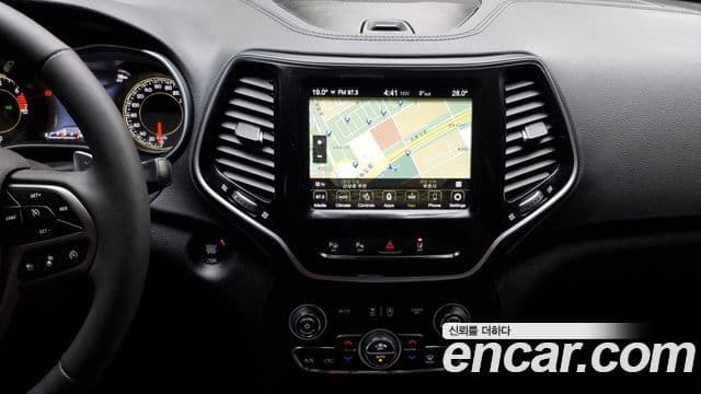 Jeep Cherokee(KL) 2.4 Limited AWD, 2022 14