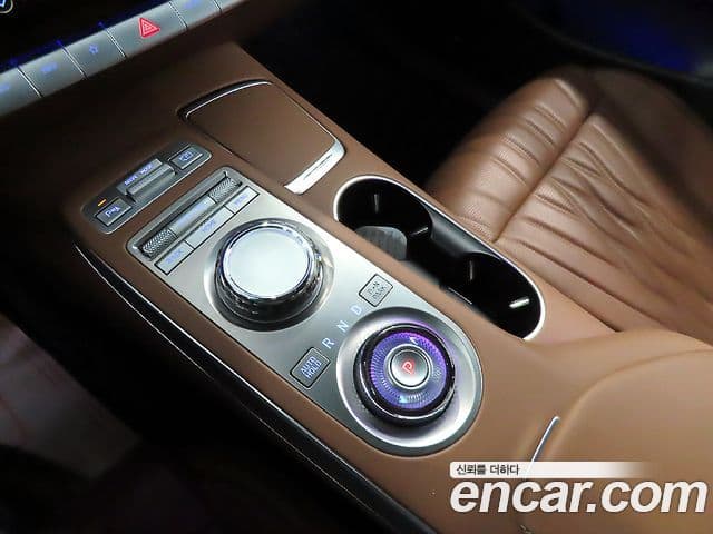 Genesis GV70, 2023 12