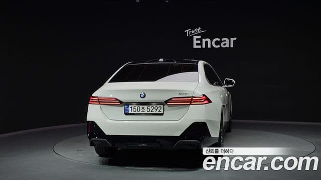 BMW 5시리즈 (G60) 520i M Sport, 2024 4