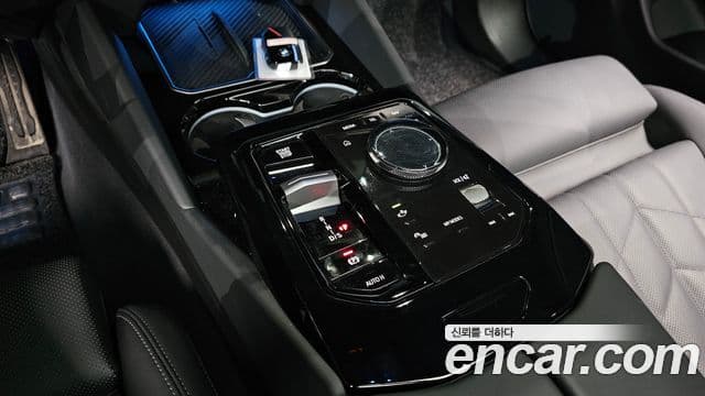 BMW 5시리즈 (G60) 520i M Sport, 2024 9