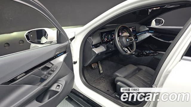 BMW 5시리즈 (G60) 520i M Sport, 2024 11
