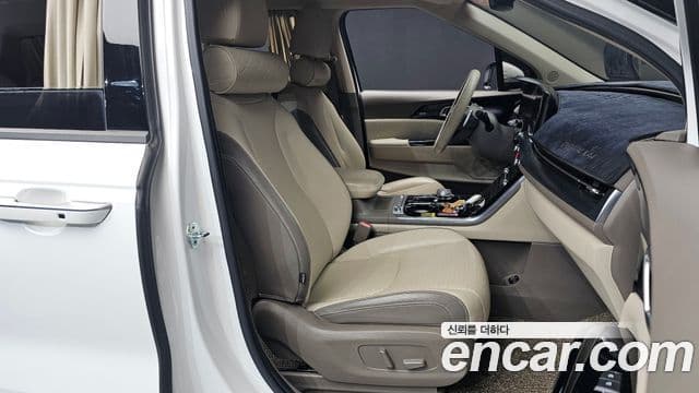 Kia Carnival 4세대 Signature, 2021 10