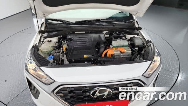 Hyundai The / новый New Ioniq гибрид N, 2020 6