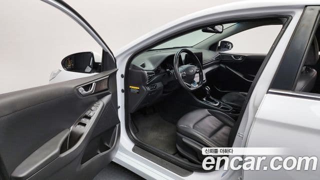 Hyundai The / новый New Ioniq гибрид N, 2020 10