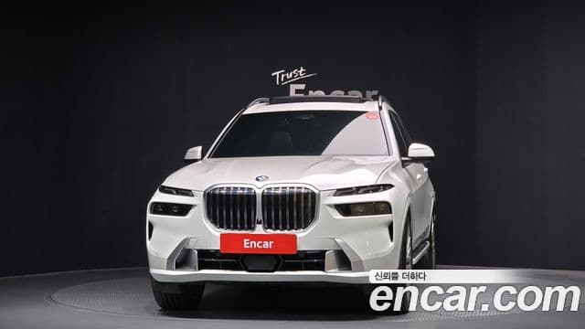 BMW X7 (G07) xDrive 40i Design Pure Excellence 7인승, 2025 3