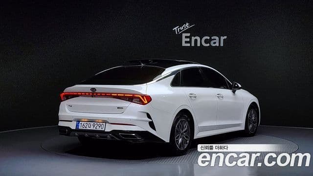 Kia K5 гибрид 3세대 Signature, 2020 2