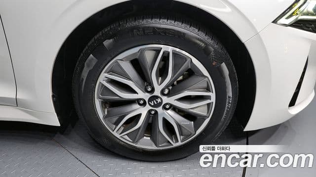 Kia K5 гибрид 3세대 Signature, 2020 все фото